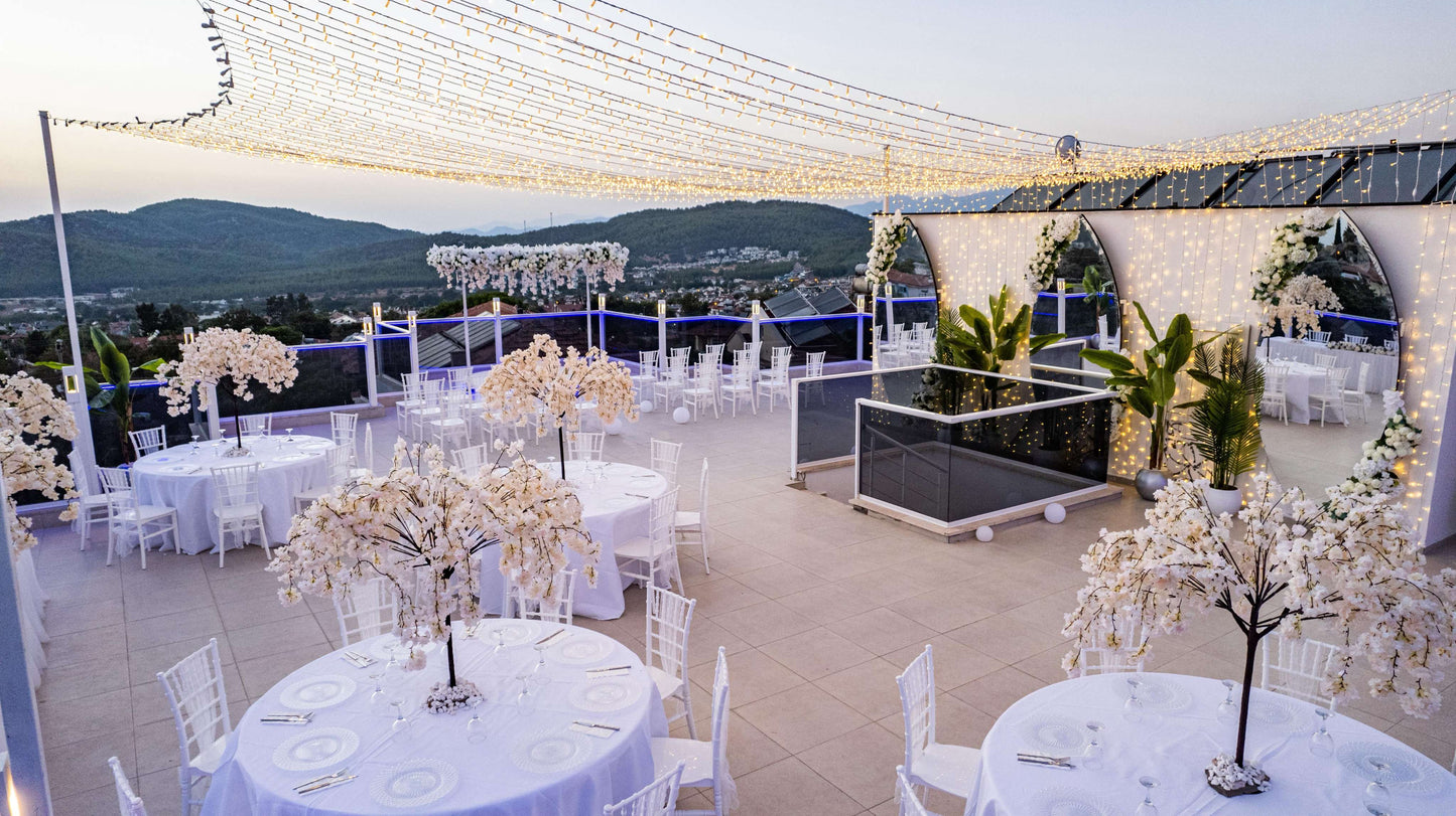 Week Rental With Wedding Package