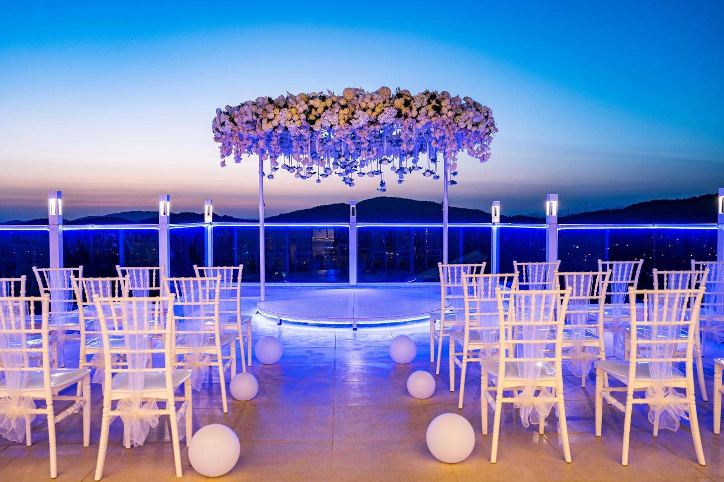 Week Rental With Wedding Package