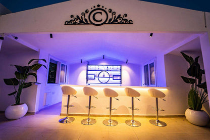 Week Rental With Wedding Package