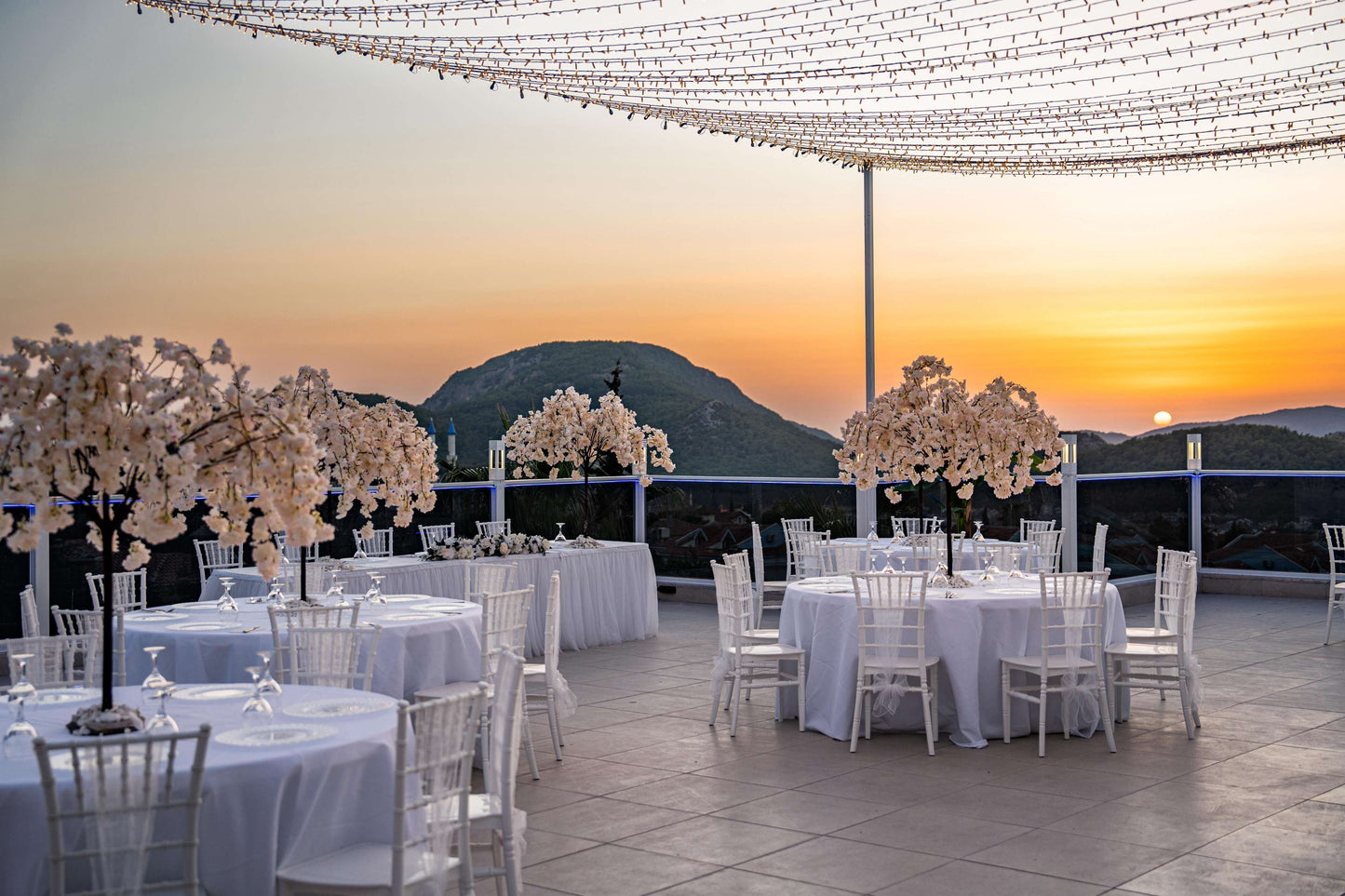 Week Rental With Wedding Package