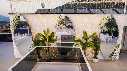 Week Rental With Wedding Package