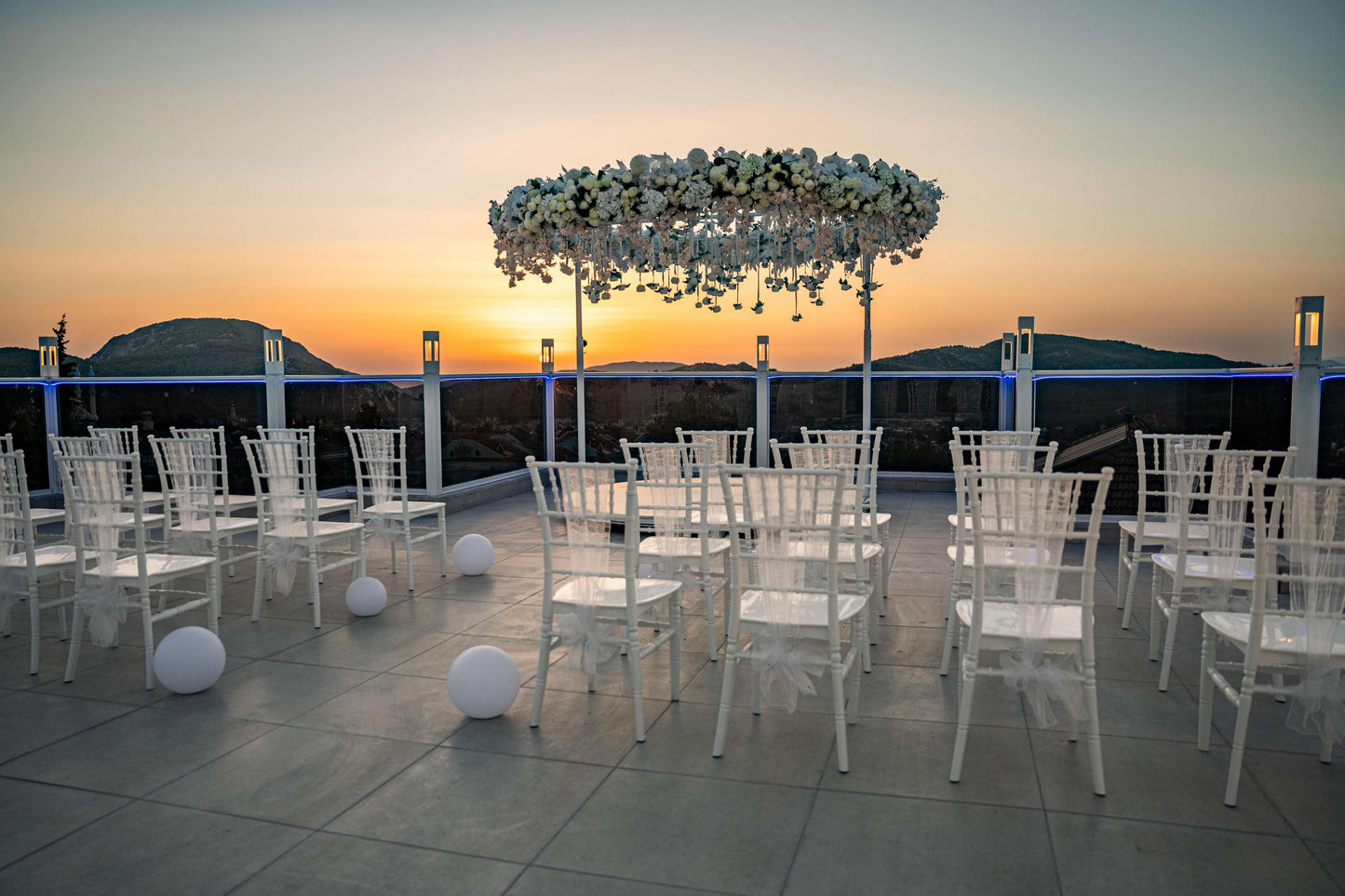 Week Rental With Wedding Package
