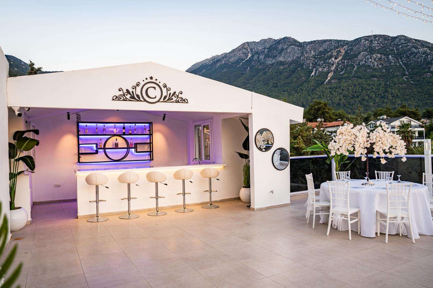 Week Rental With Wedding Package